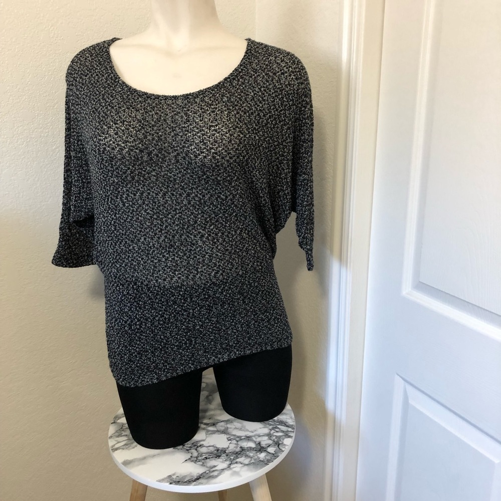 Women's Black and Gray Top